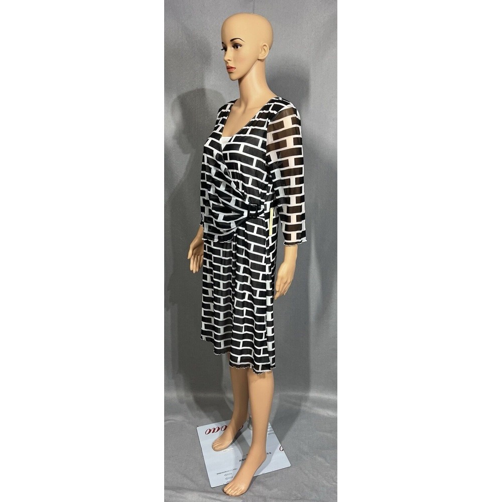 Vertigo Paris Black-And-White Women's Dress‎ Size XL